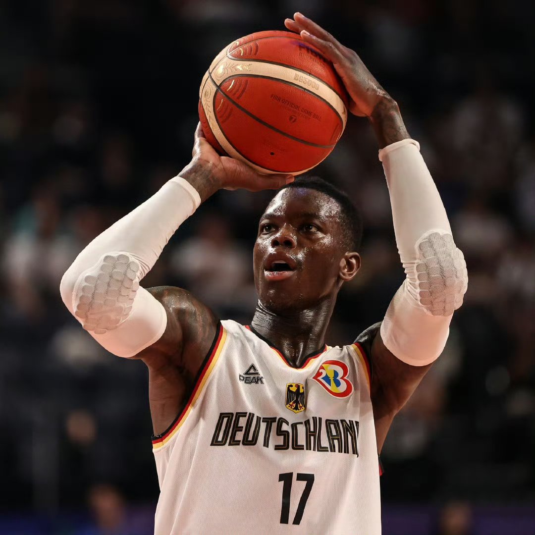 Ning与40激战阿森纳分钟，出色发挥胜负难料！，Uzi焦点对战比赛高潮迭起(ning王直播间)