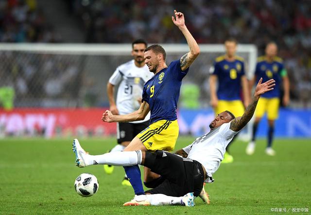  德国杯斯图加特vs凯泽斯劳滕 