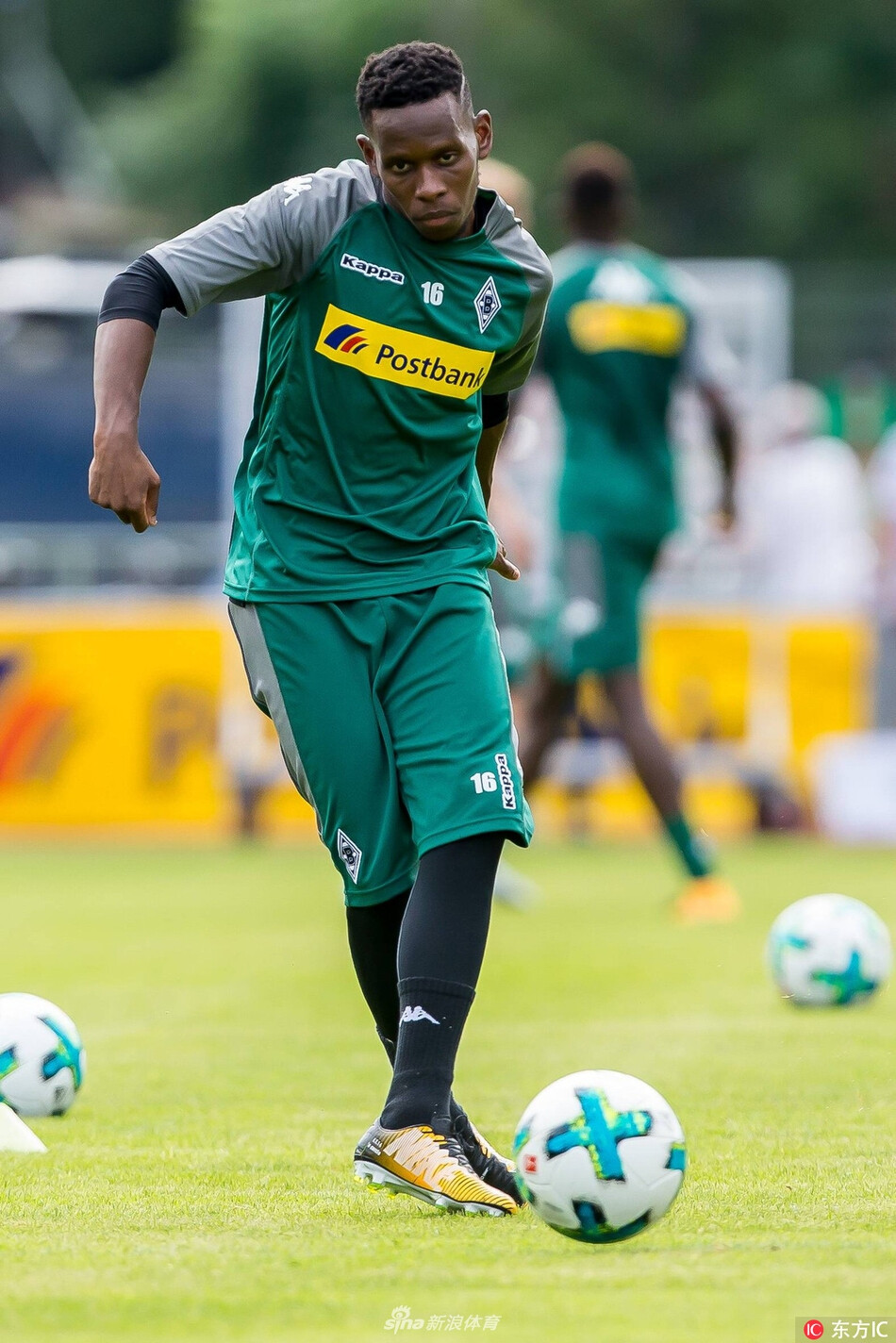 关于门兴格拉德巴赫发布备战花絮,今晨官宣签约,足总杯任务艰巨,数据趋势出现新变化的信息 关于门兴格拉德巴赫发布备战花絮,今晨官宣签约,足总杯任务艰巨,数据趋势出现新变化的信息