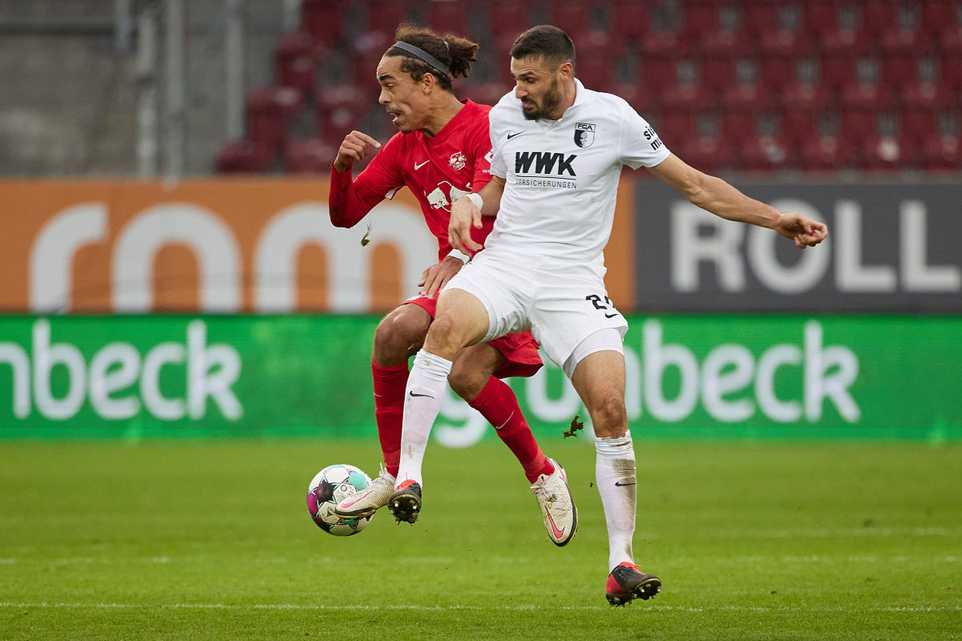 今夜莱比锡调整名单——德国杯节点到来，气氛紧张，临场指挥获称赞(莱比锡对拜仁德国杯预测)