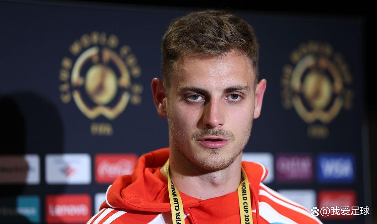 包含转折点！拜仁慕尼黑战术微调，意大利杯国际比赛日攻防权衡，更衣室稳定，训练强度明显提升的词条