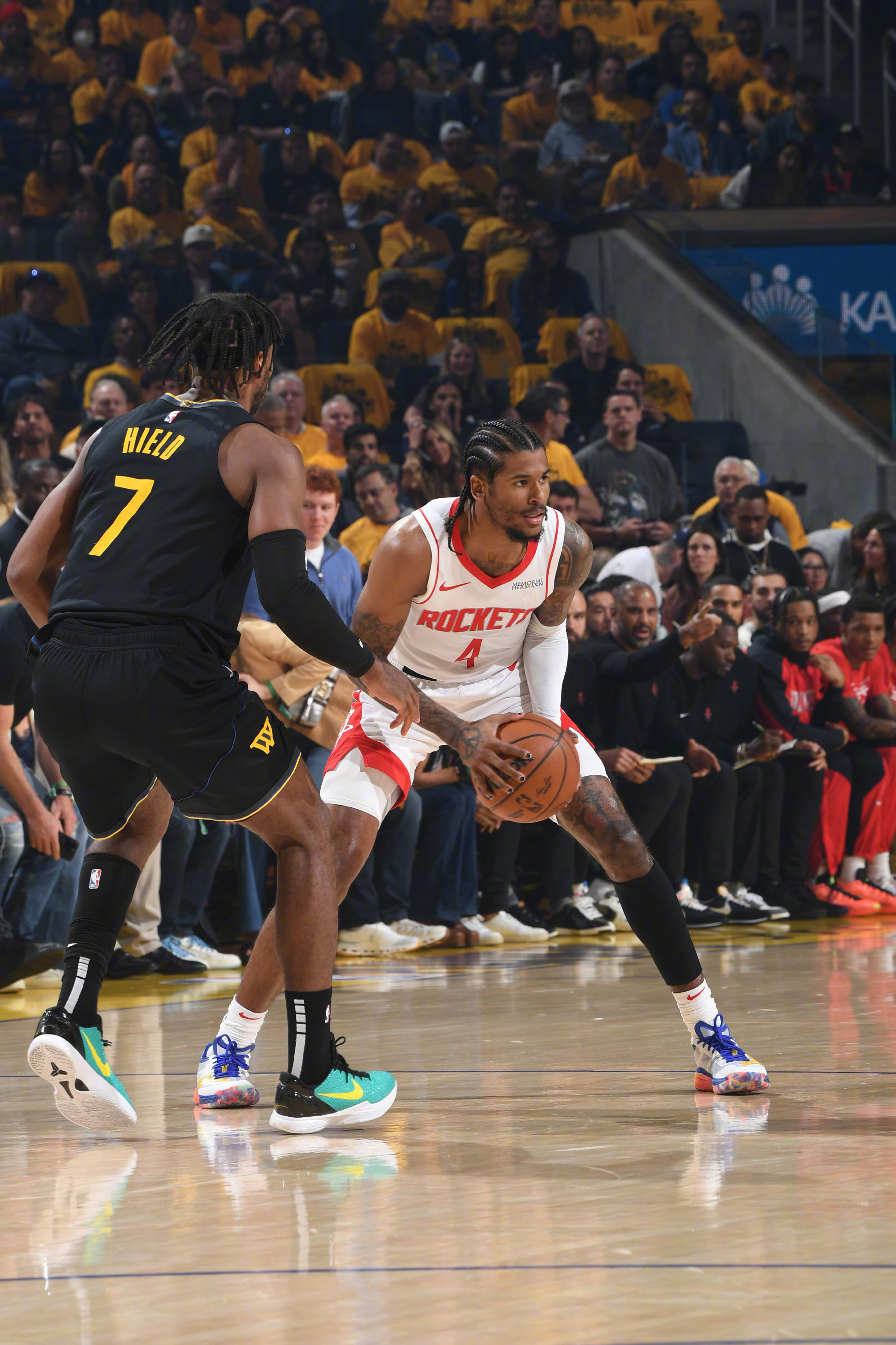  赛地聚焦——NBA常规赛清晨热度飙升，丹佛掘金回应争议，信心回归，高层口径保持一致