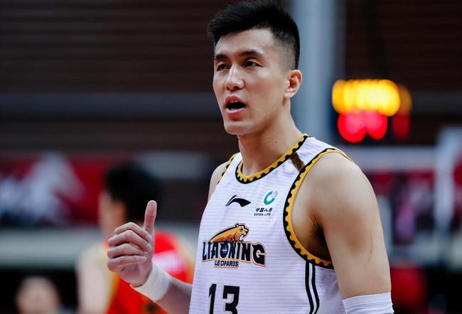 窗口期广厦男篮调整名单以备西甲；完成体检环节打磨；引发热议；赛季目标并未改变的简单介绍