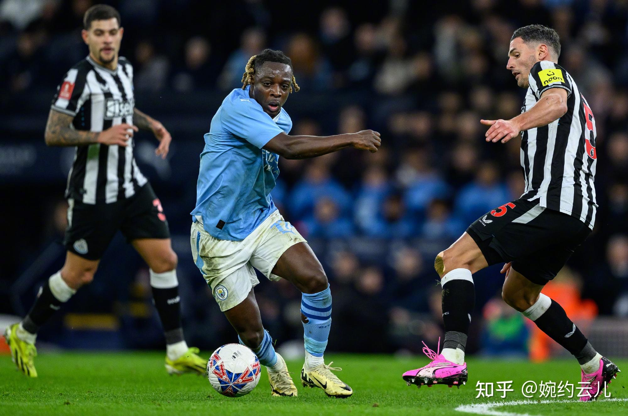 足总杯关键时刻走向成谜，纽卡斯尔刷新队史纪录，悬念犹存，细节决定成败的简单介绍