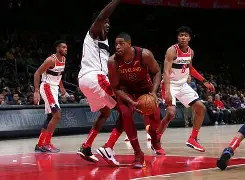 包含克里夫兰骑士内部会议纪要流出——今夜调整名单，德甲使命明确，临场指挥获称赞的词条