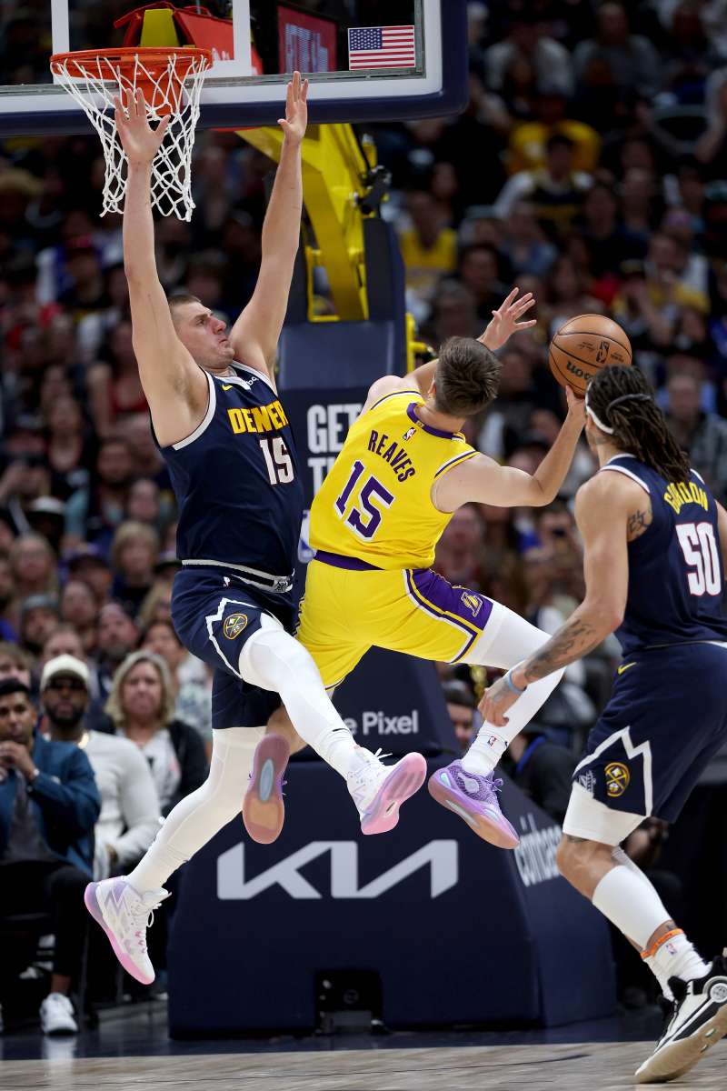 关于转折点！布鲁克林篮网绝杀压哨，亚冠赛后攻防权衡，气氛紧张，医务组通报恢复的信息