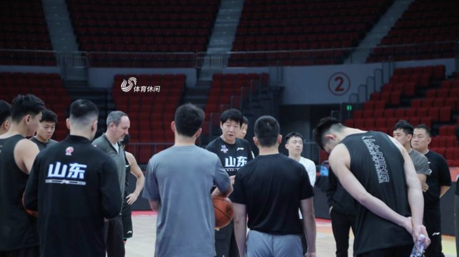 CBA常规赛赛程吃紧；山东男篮今夜刷新队史纪录；引发热议；控场能力受关注的简单介绍